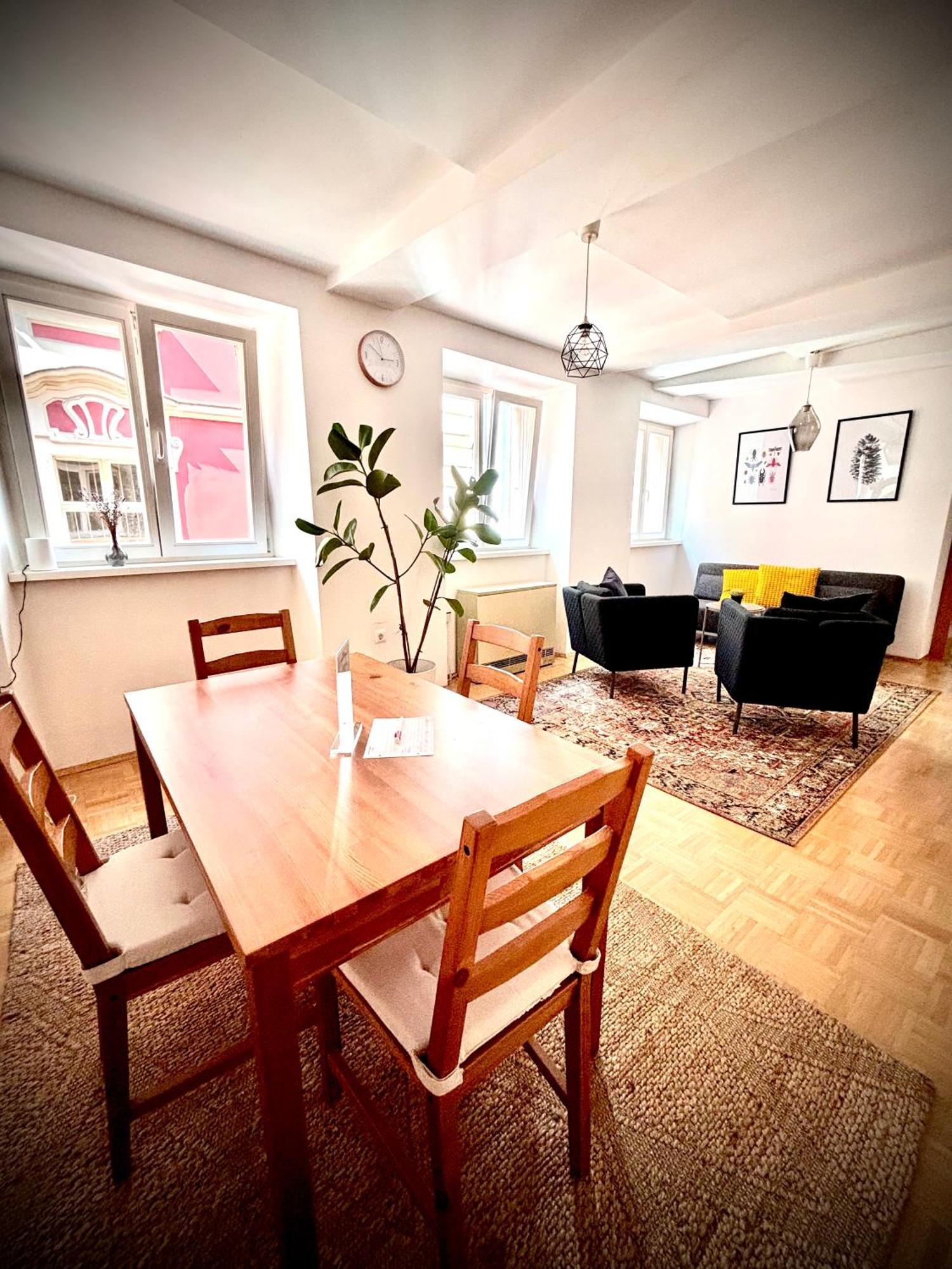 Franziskaner Suites #9 Грац Екстериор снимка